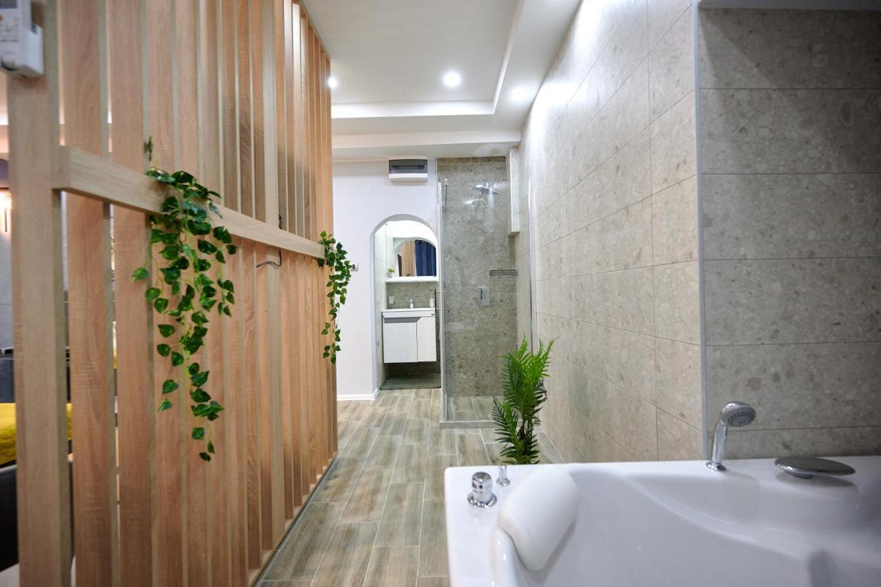 Vanimi Lux Apartmani Kikinda Ngoại thất bức ảnh