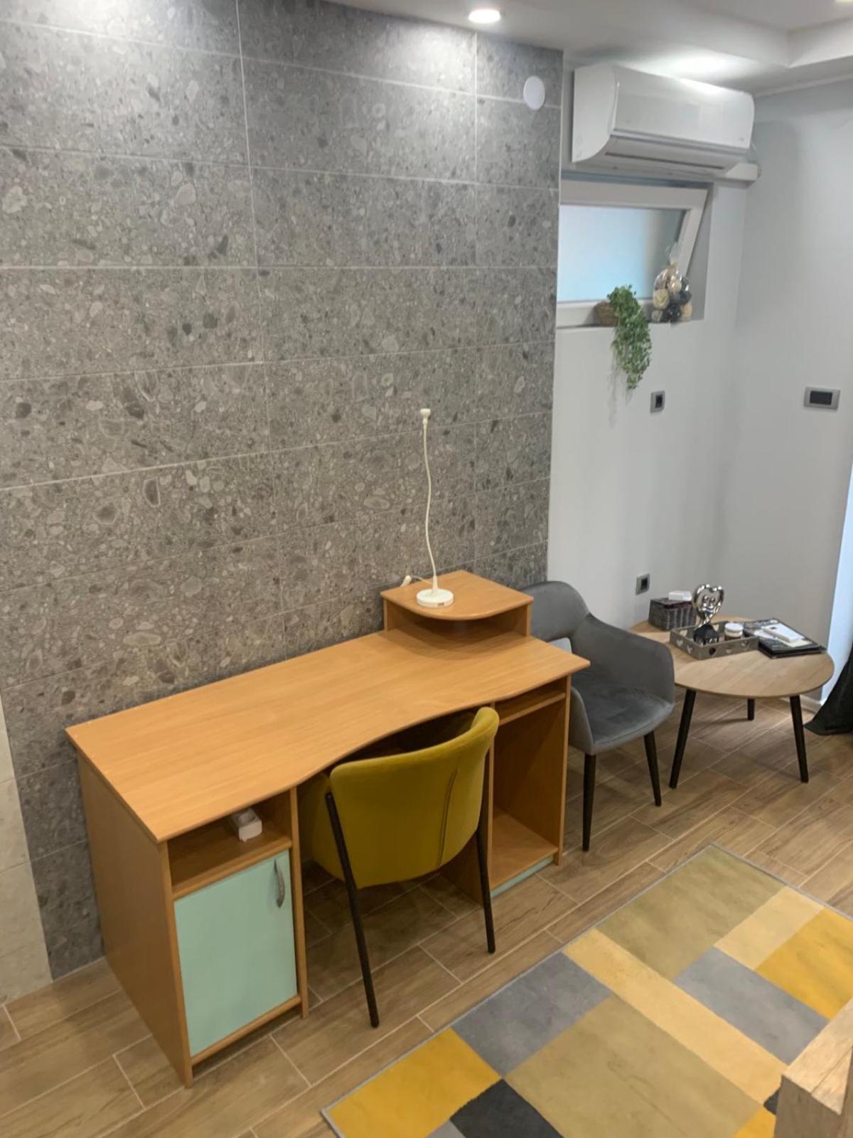 Vanimi Lux Apartmani Kikinda Ngoại thất bức ảnh