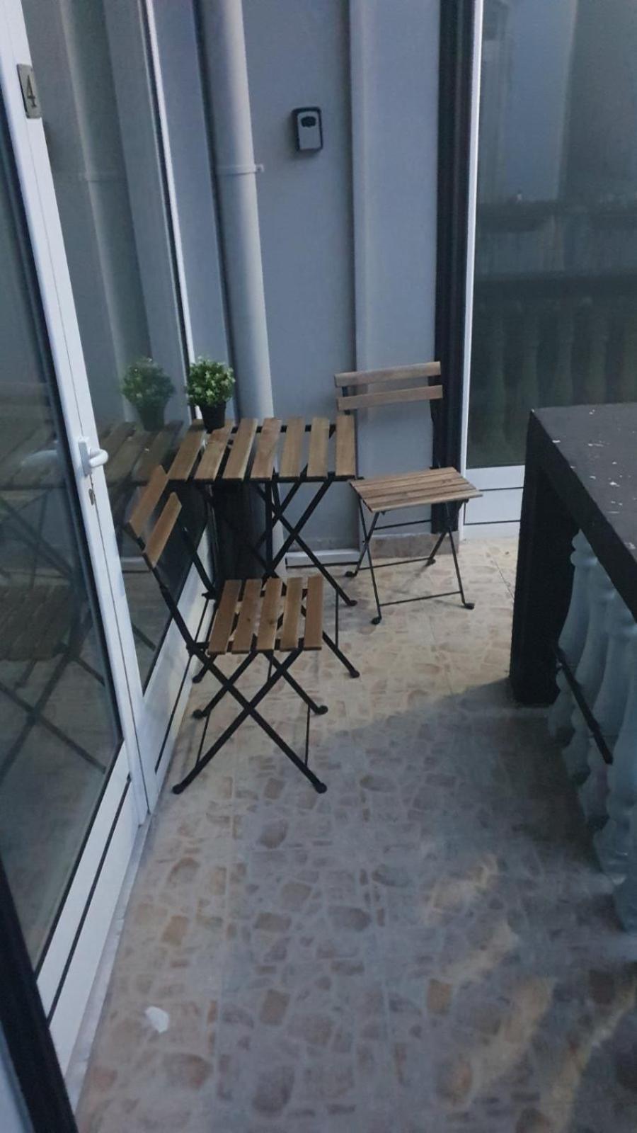 Vanimi Lux Apartmani Kikinda Ngoại thất bức ảnh